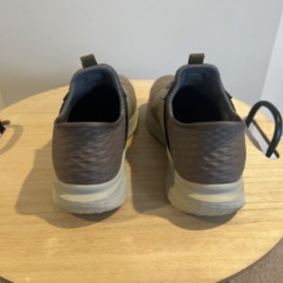 Men's Size 10 Sketchers Slip-ins - Picture 5 of 5